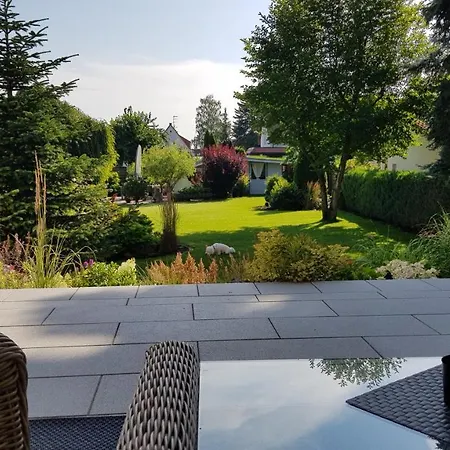 Gaestewohnung Flora דירה